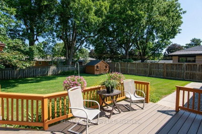 174 Neal Avenue • Stratford, ON photo 9