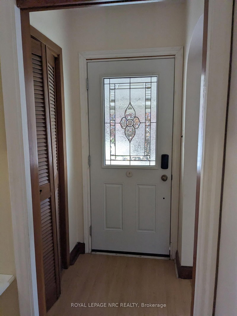 Upper - 187 Neff Street