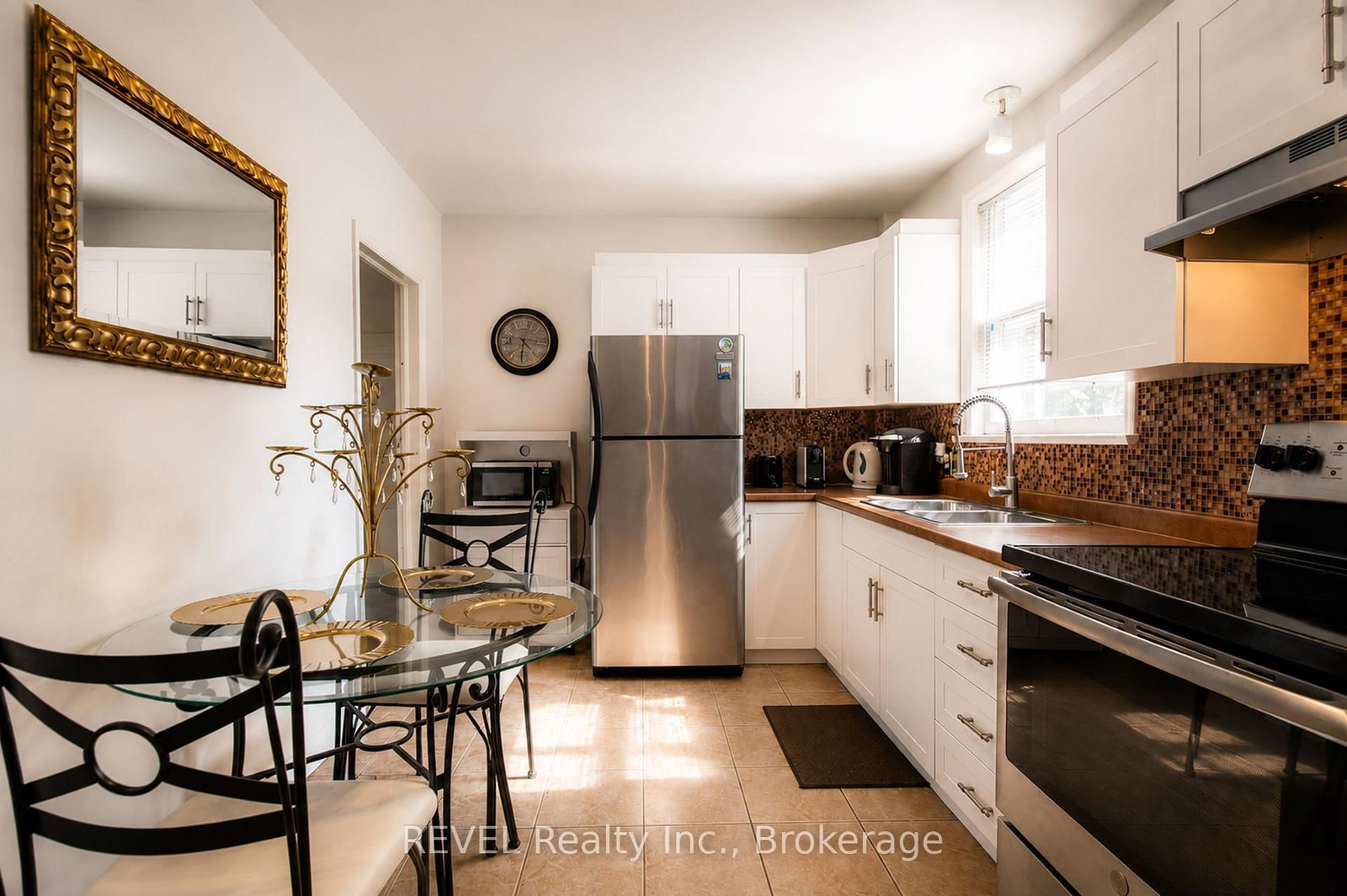 193 ONTARIO Street • St. Catharines, ON photo 11