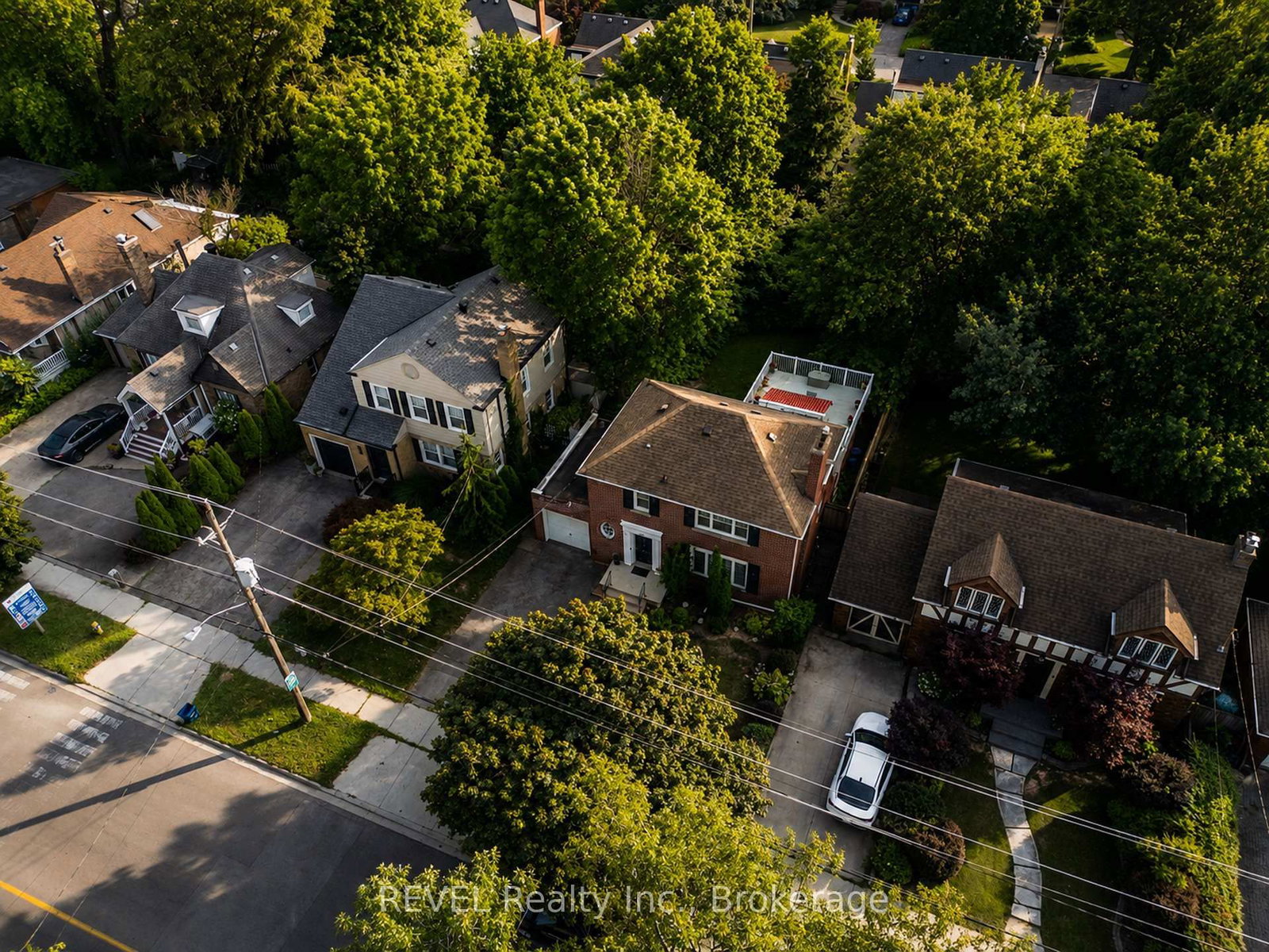193 ONTARIO Street • St. Catharines, ON photo 40