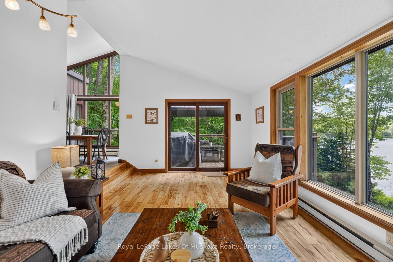 1008 Seven Dwarfs Crescent • Bracebridge, ON photo 17