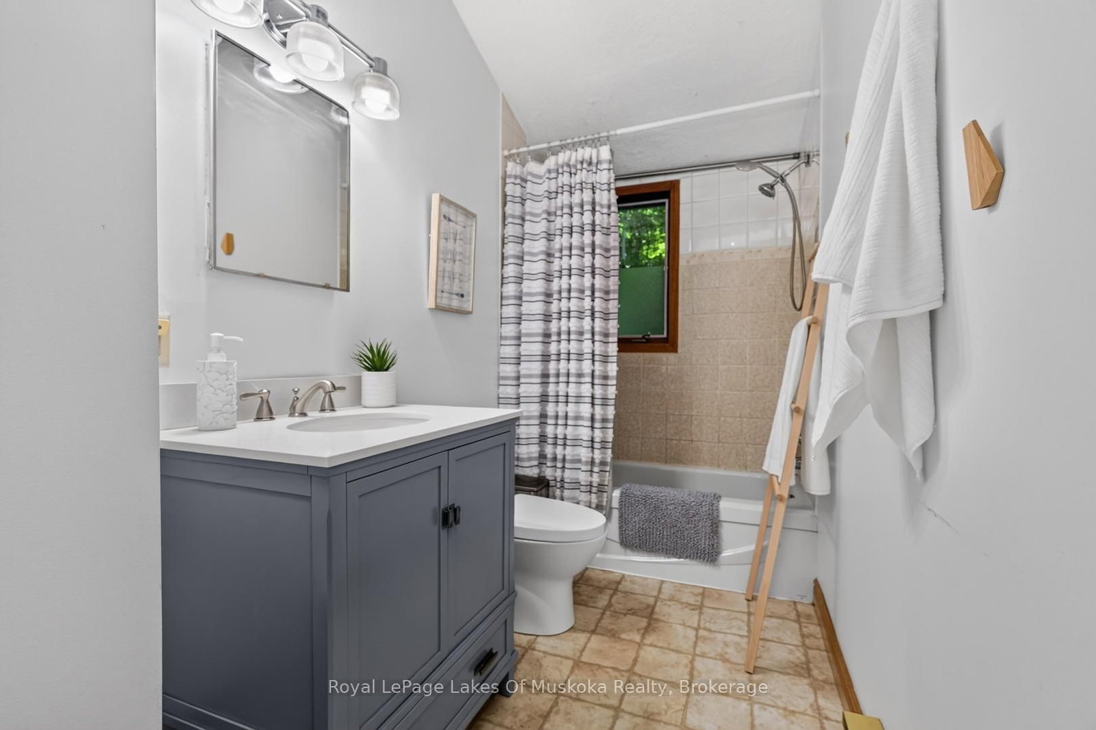 1008 Seven Dwarfs Crescent • Bracebridge, ON photo 27