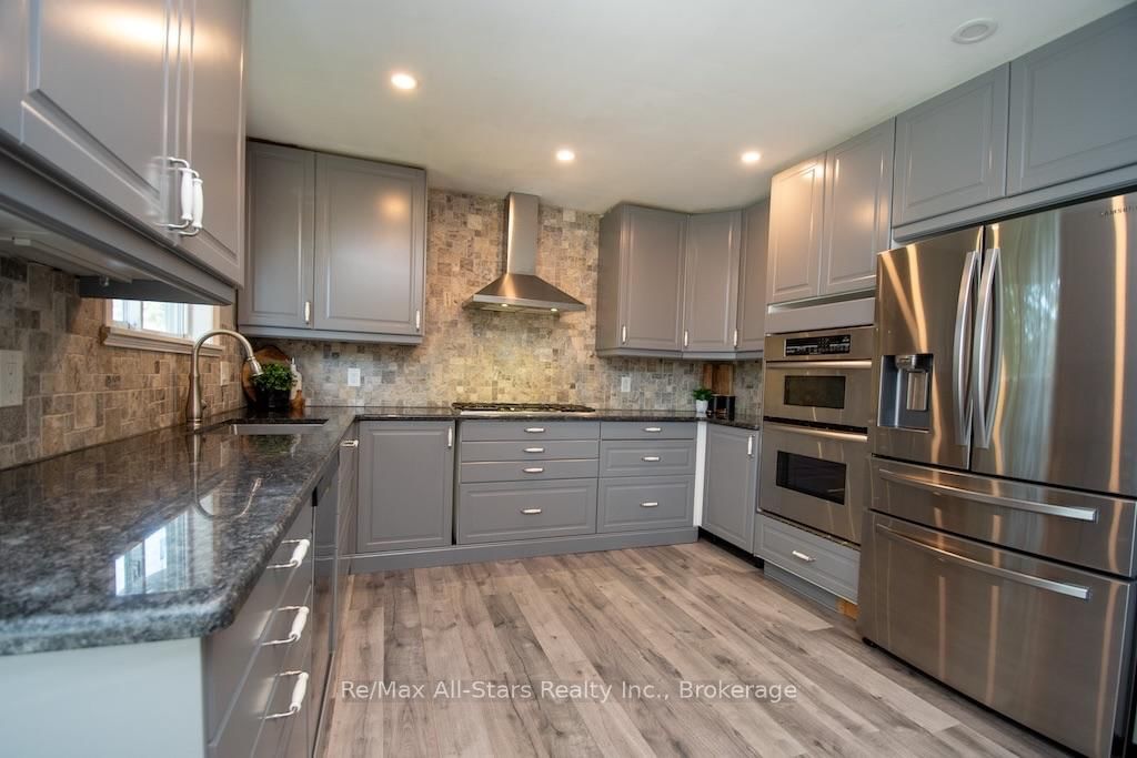 4 Daniel Court • Kawartha Lakes, ON photo 13