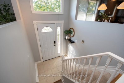 4 Daniel Court • Kawartha Lakes, ON photo 4
