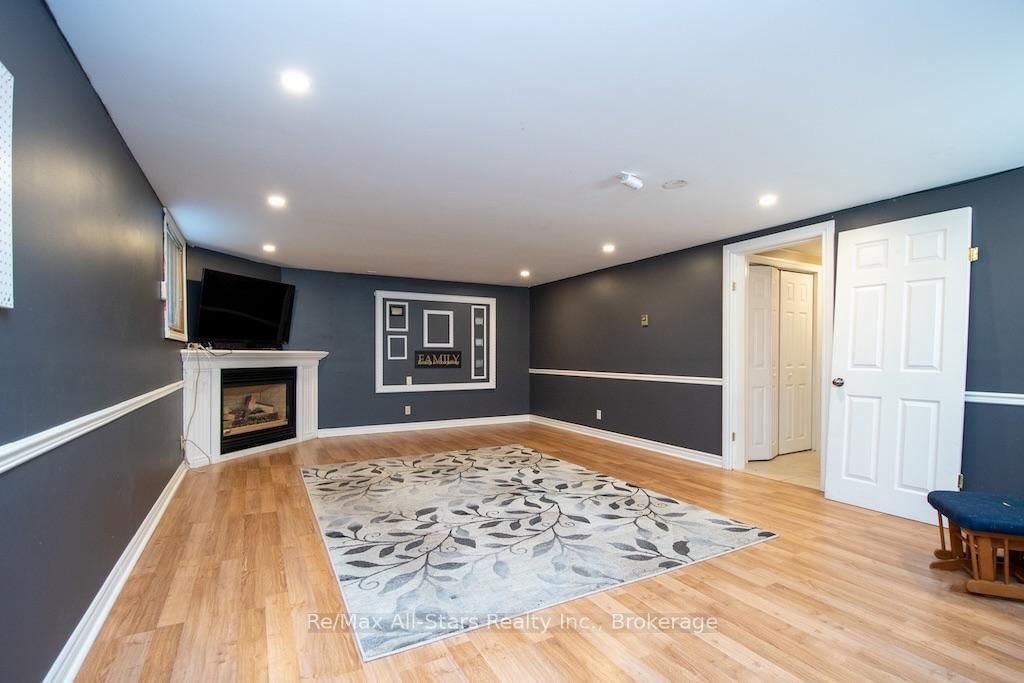 4 Daniel Court • Kawartha Lakes, ON photo 36
