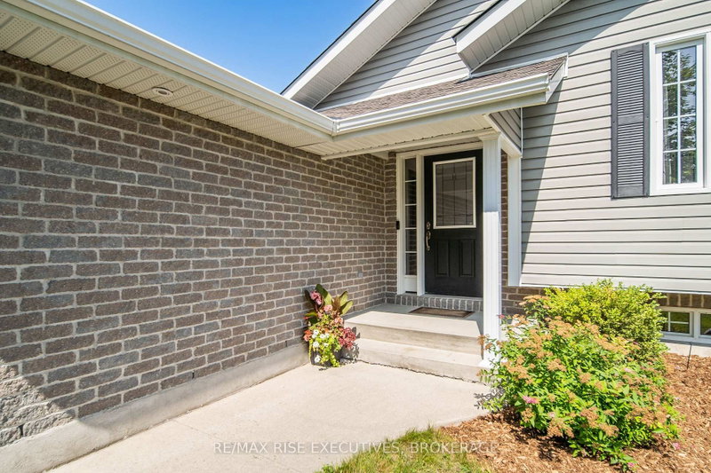 184 MacDougall Drive