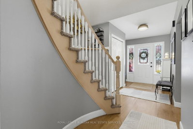 46 Chelsea Crescent • Hamilton, ON photo 6