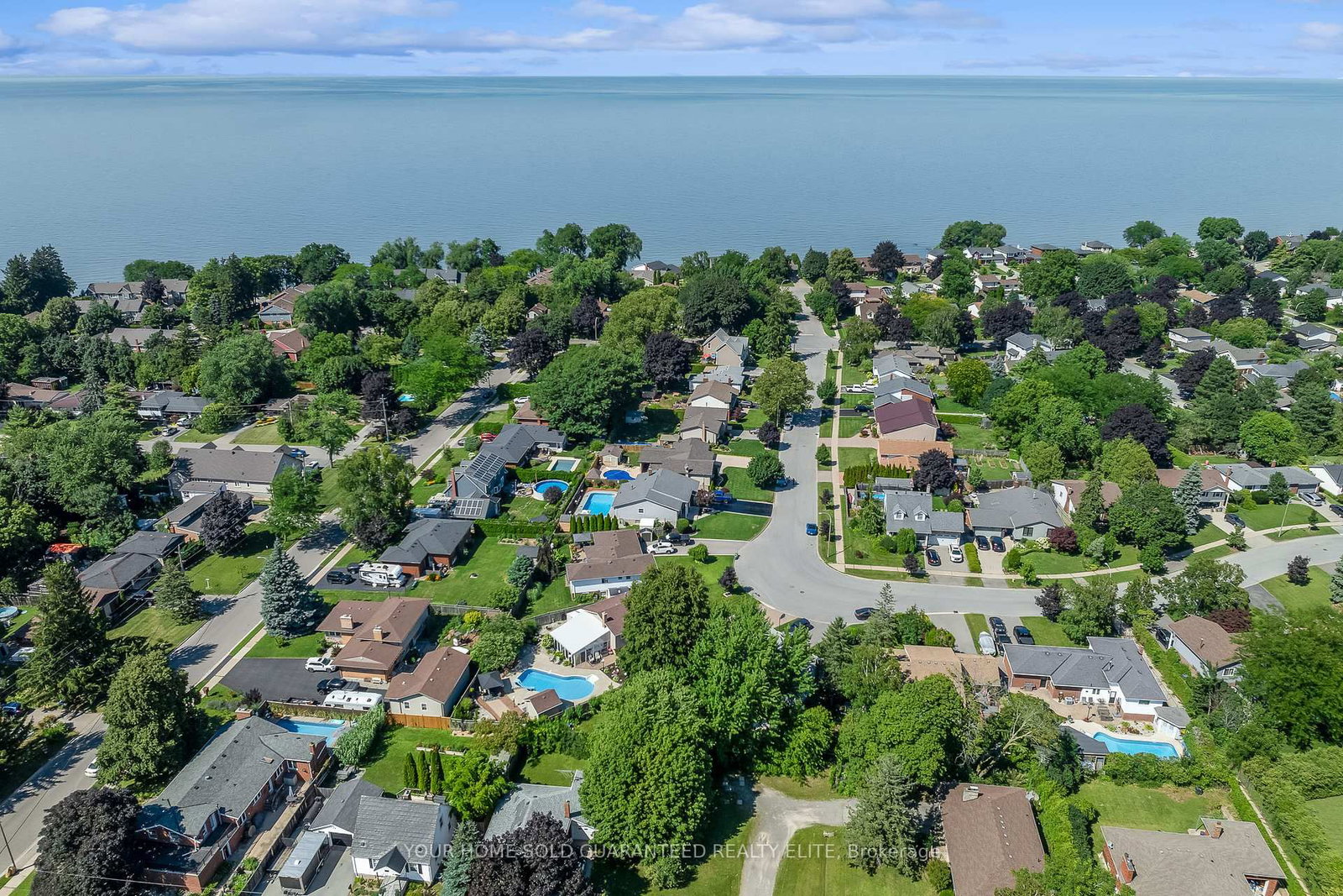 21 Samuel Road • Grimsby, ON photo 38