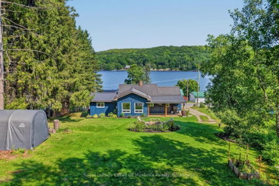 305 Doe Lake Road • Armour, ON photo 2