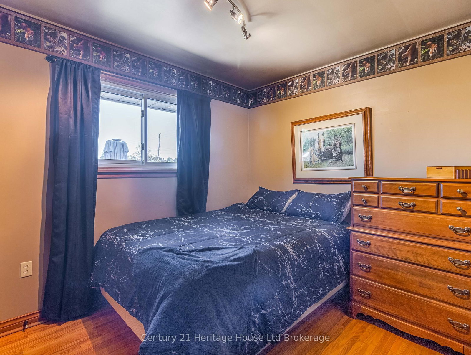 153 Springbank Avenue N • Woodstock, ON photo 21