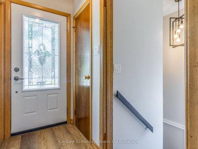 153 Springbank Avenue N • Woodstock, ON photo 9