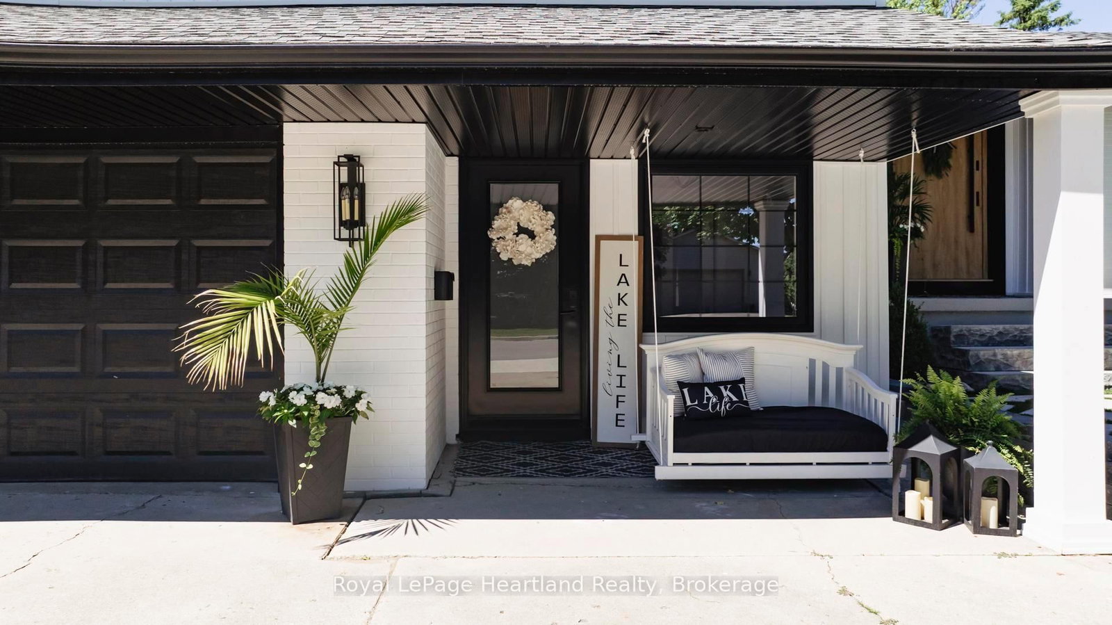 238 Bennett Street W • Goderich, ON photo 3