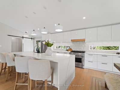 238 Bennett Street W • Goderich, ON photo 9
