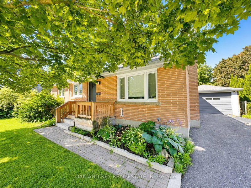 307 Springbank Avenue N