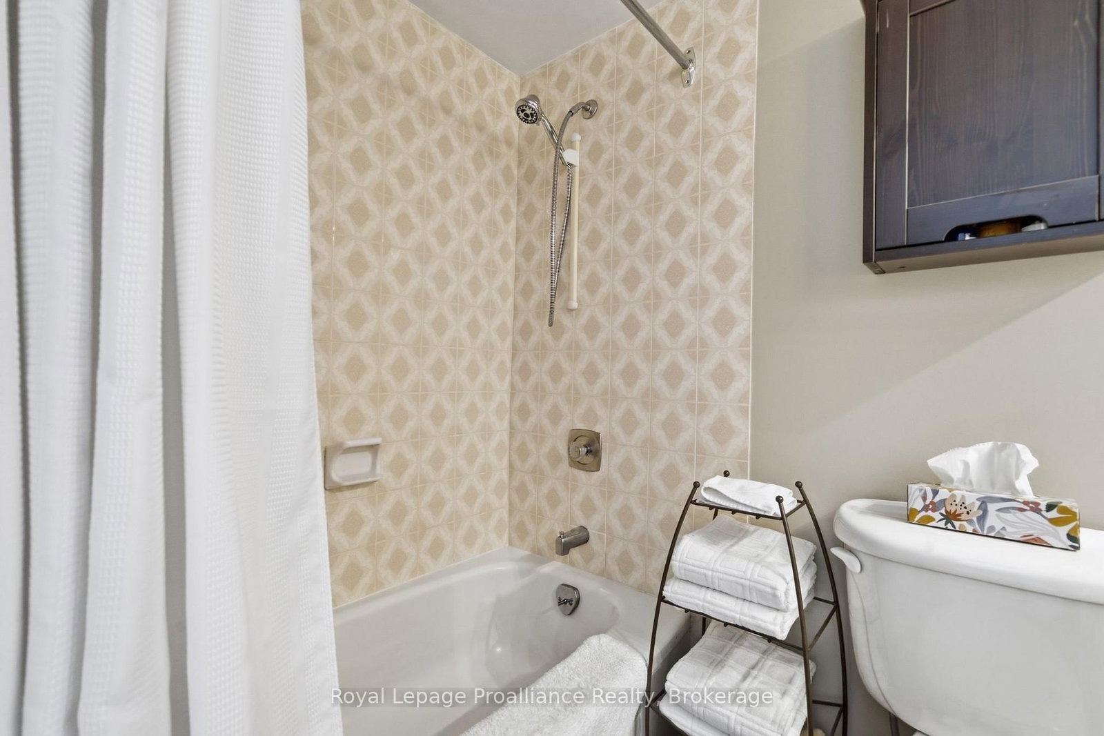 2 South Front Street • #401 • Belleville, ON photo 32