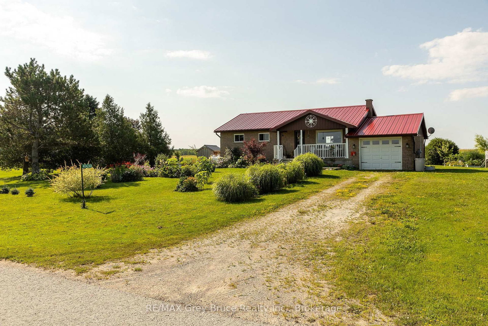 404248 CONCESSION 20 Road • Georgian Bluffs, ON photo 3