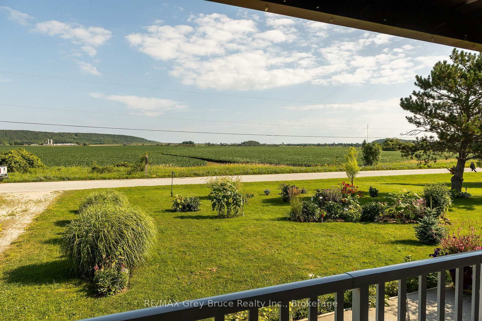 404248 CONCESSION 20 Road • Georgian Bluffs, ON photo 34
