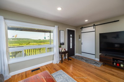 404248 CONCESSION 20 Road • Georgian Bluffs, ON photo 8