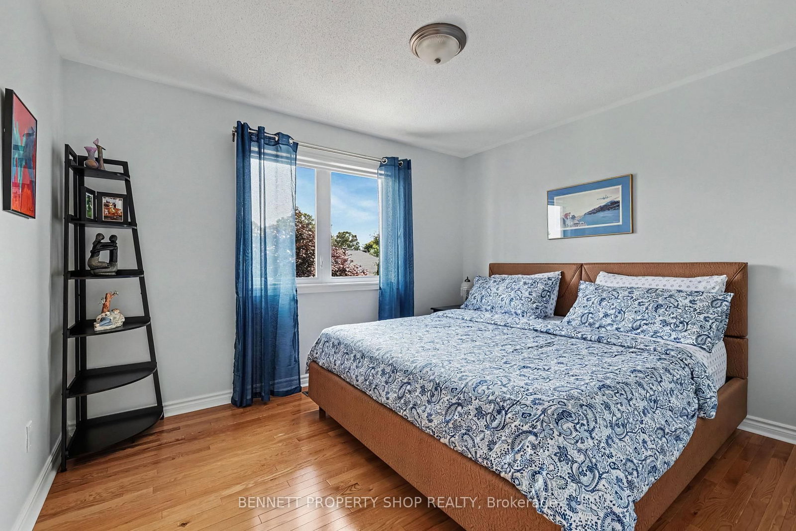 32 Rochelle Drive • Richmond, ON photo 16