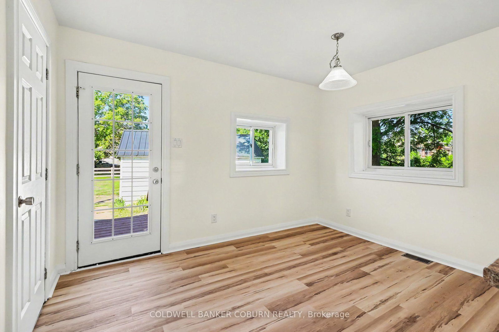 25 Mill Street • North Dundas, ON photo 17