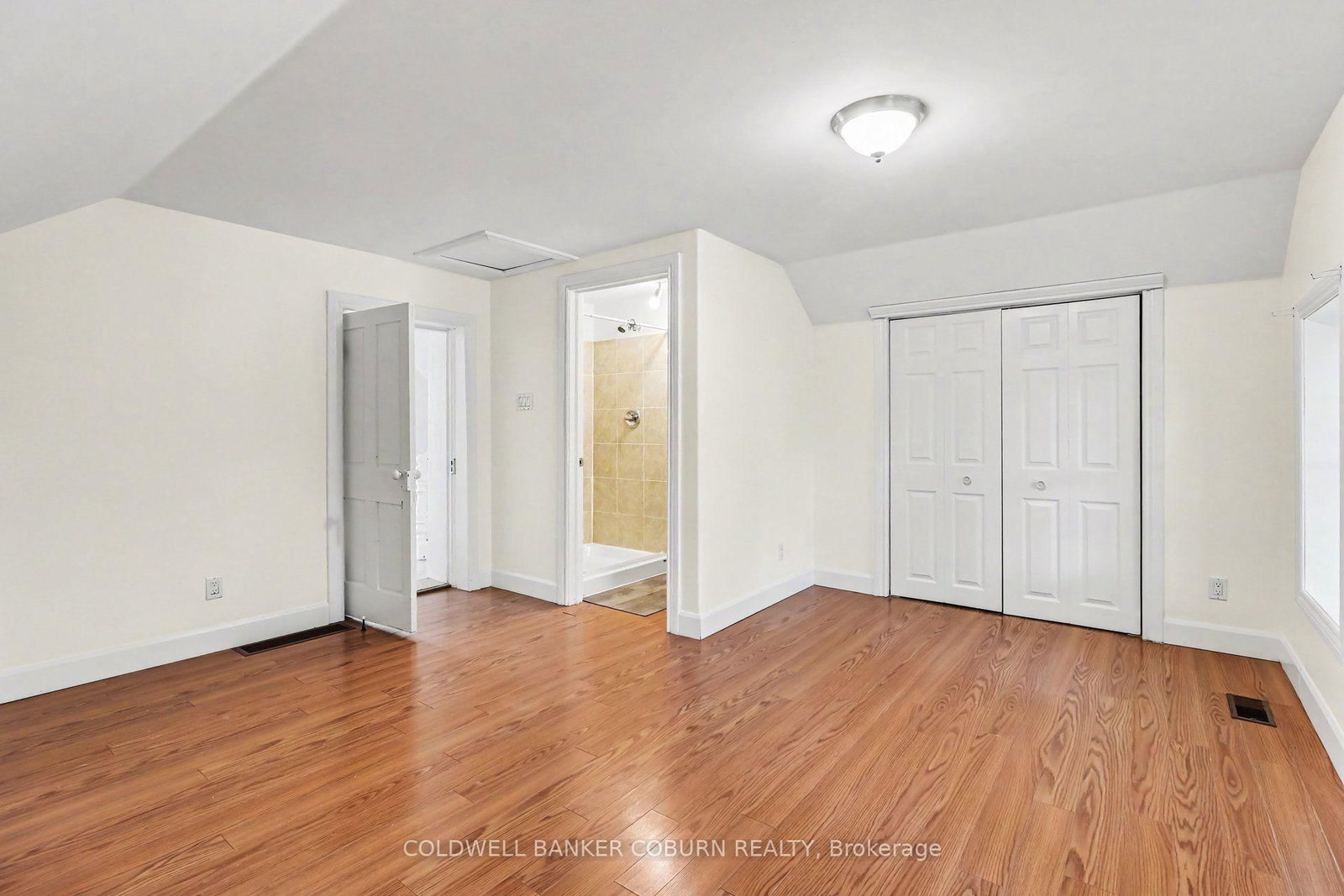 25 Mill Street • North Dundas, ON photo 31