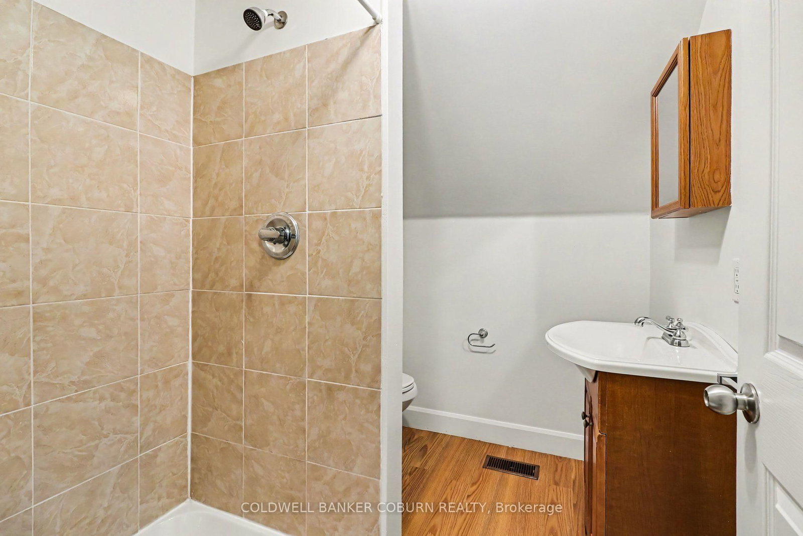 25 Mill Street • North Dundas, ON photo 33