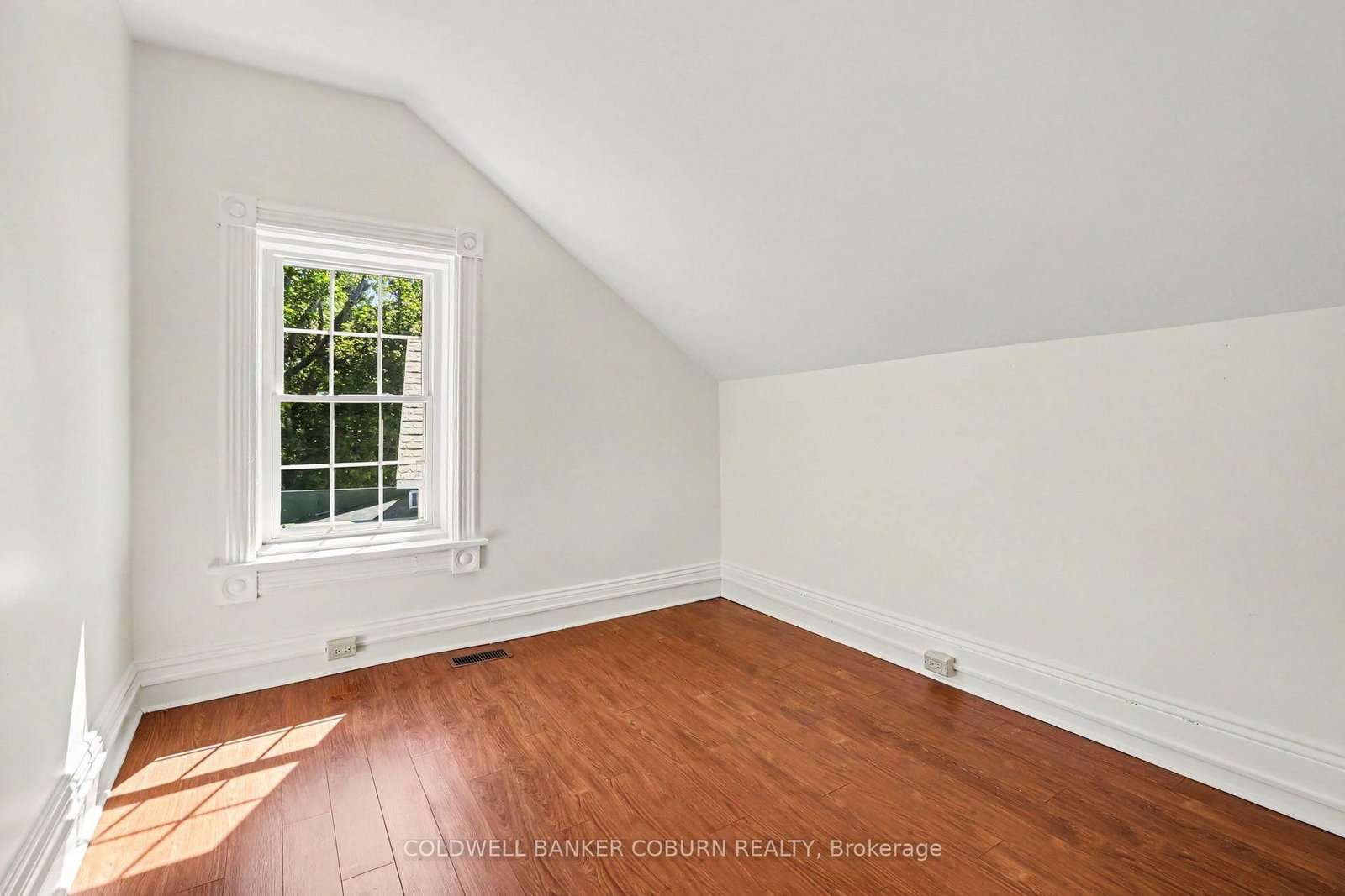 25 Mill Street • North Dundas, ON photo 35