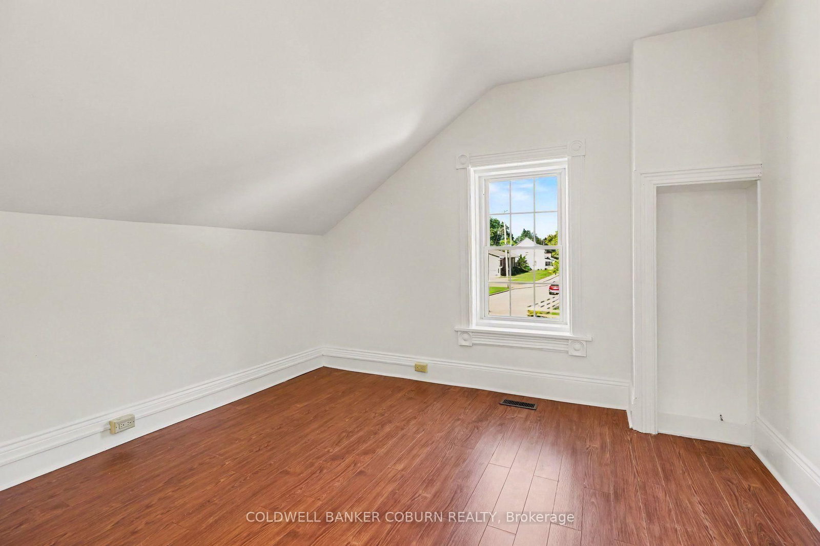 25 Mill Street • North Dundas, ON photo 39