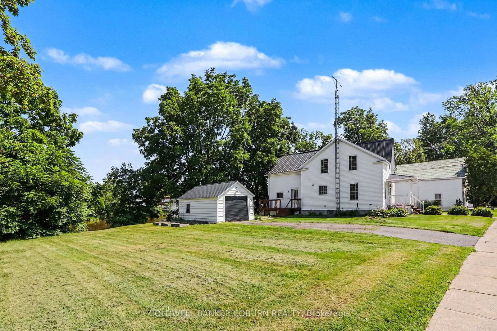 25 Mill Street • North Dundas, ON photo 43