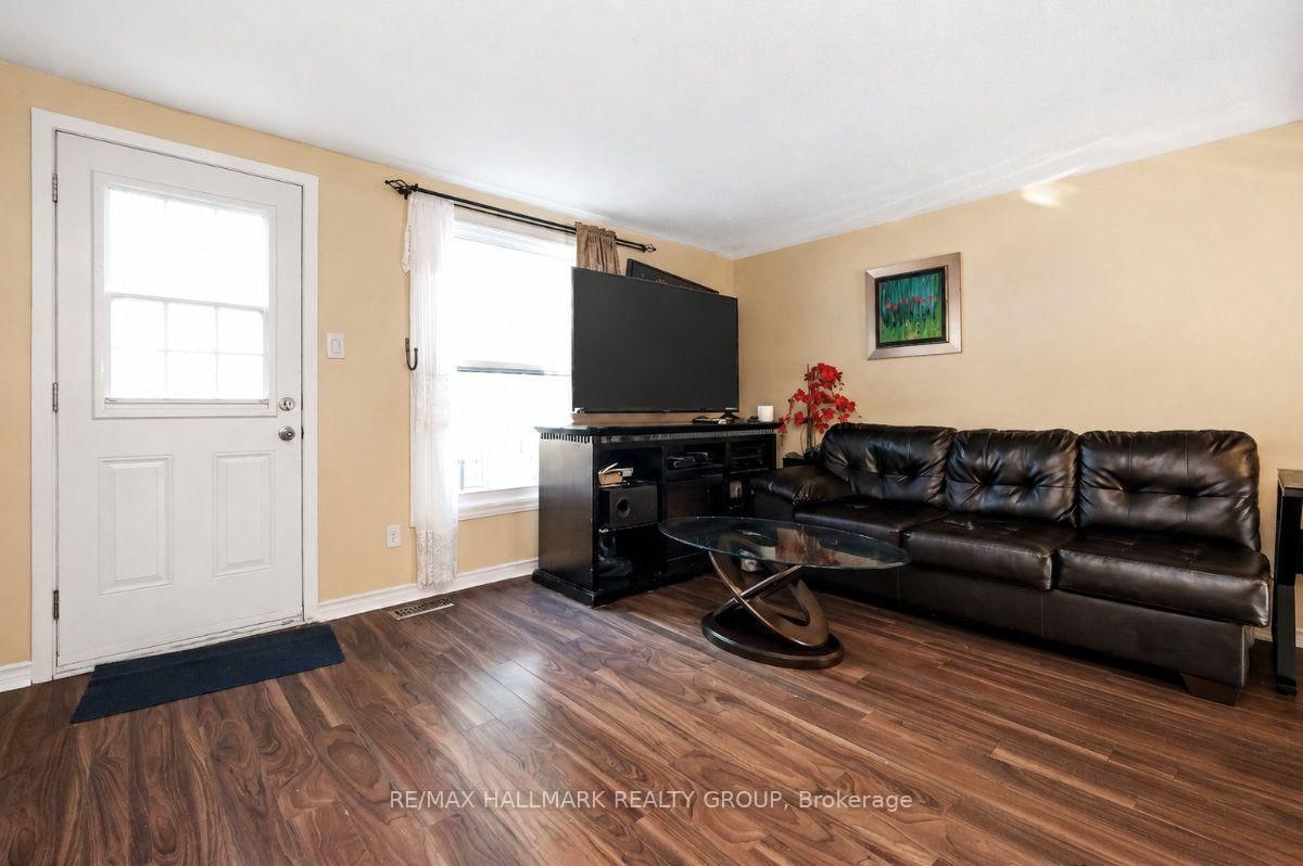 1005 Cloister Gardens • #48 • Ottawa, ON photo 11