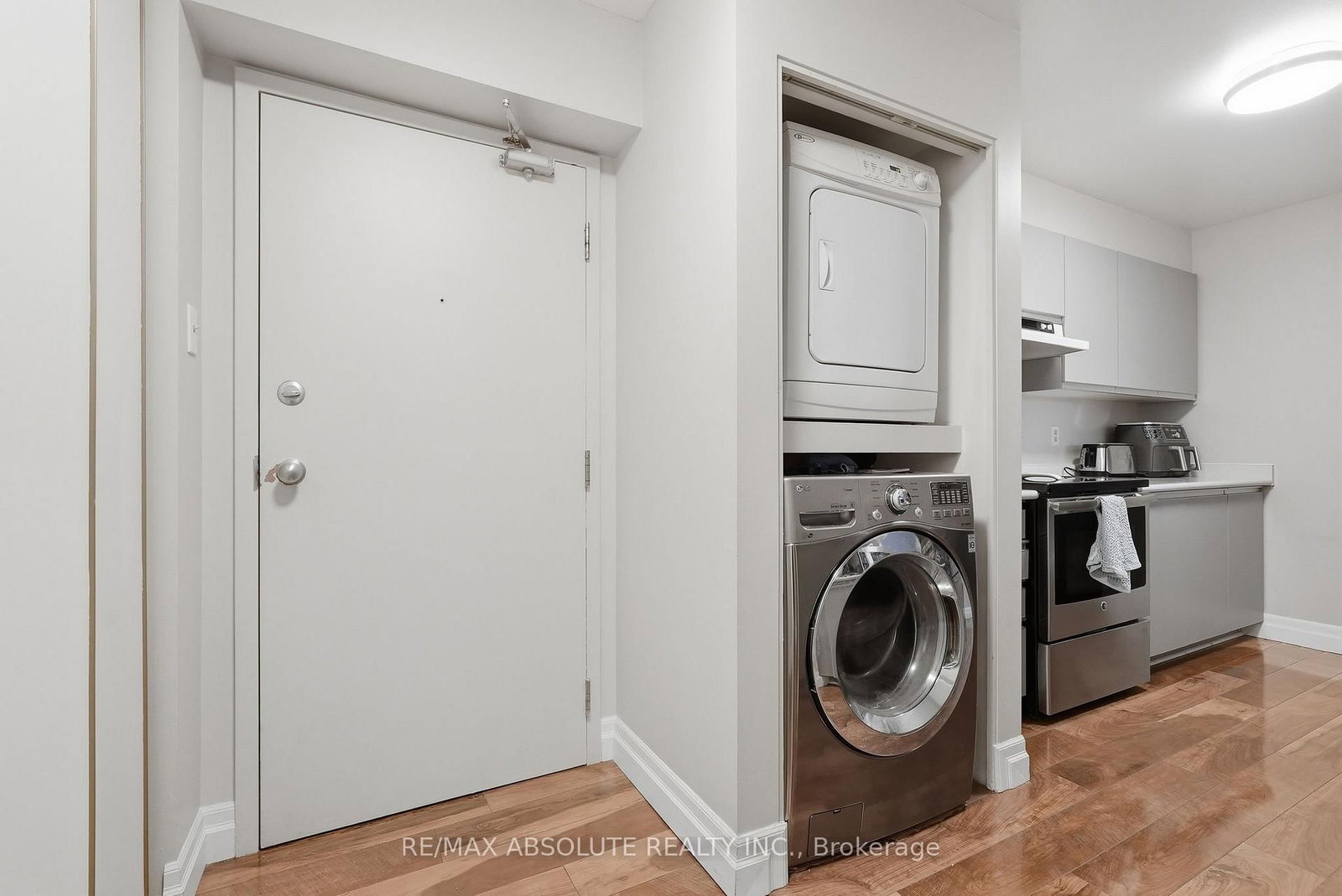 250 Brittany Drive • #318 • Ottawa, ON photo 3