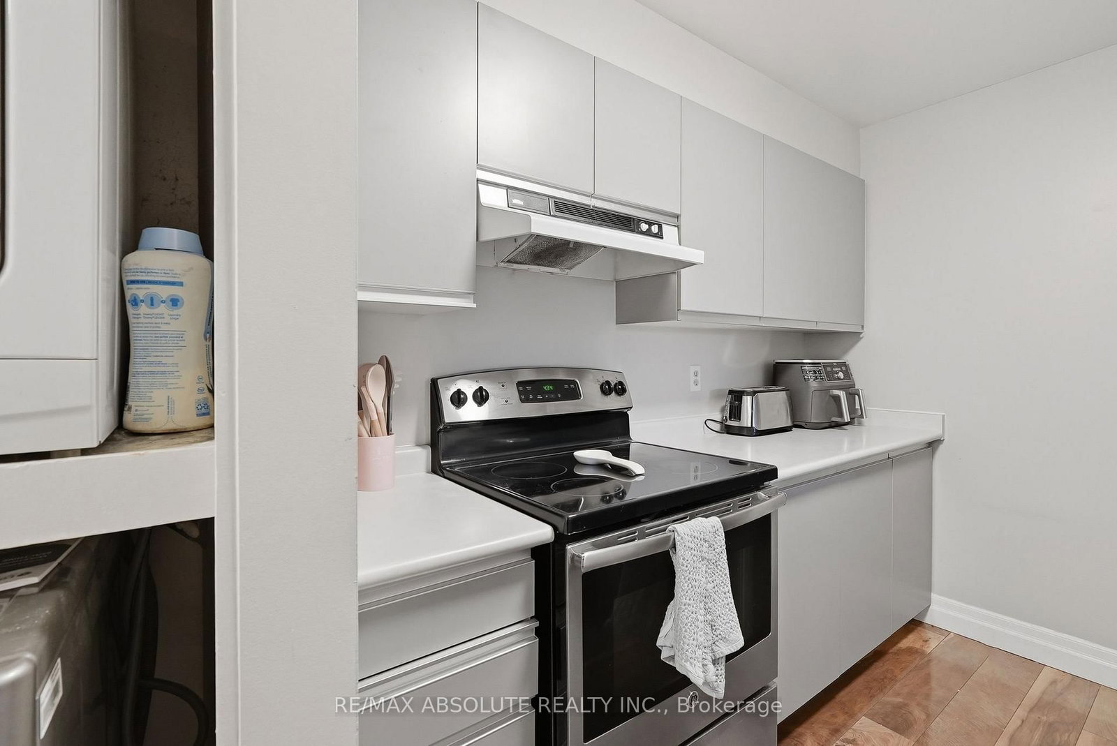 250 Brittany Drive • #318 • Ottawa, ON photo 5