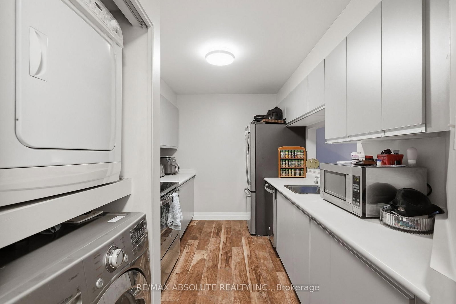 250 Brittany Drive • #318 • Ottawa, ON photo 8