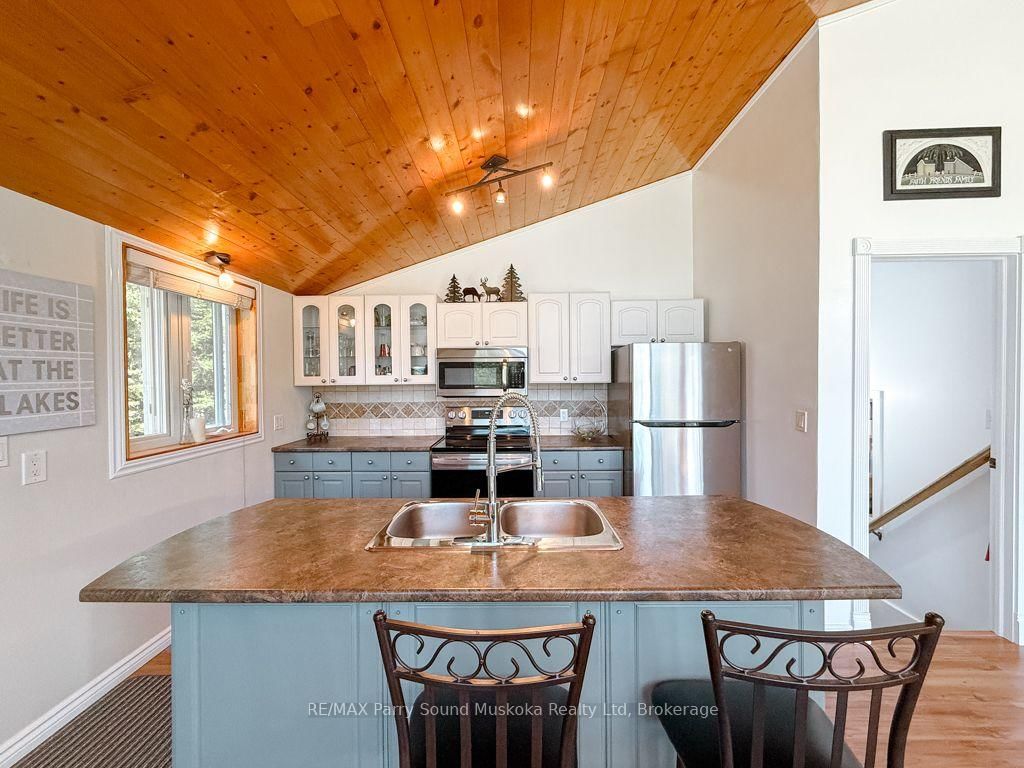 4031 Highway 520 Highway • Magnetawan, ON photo 11
