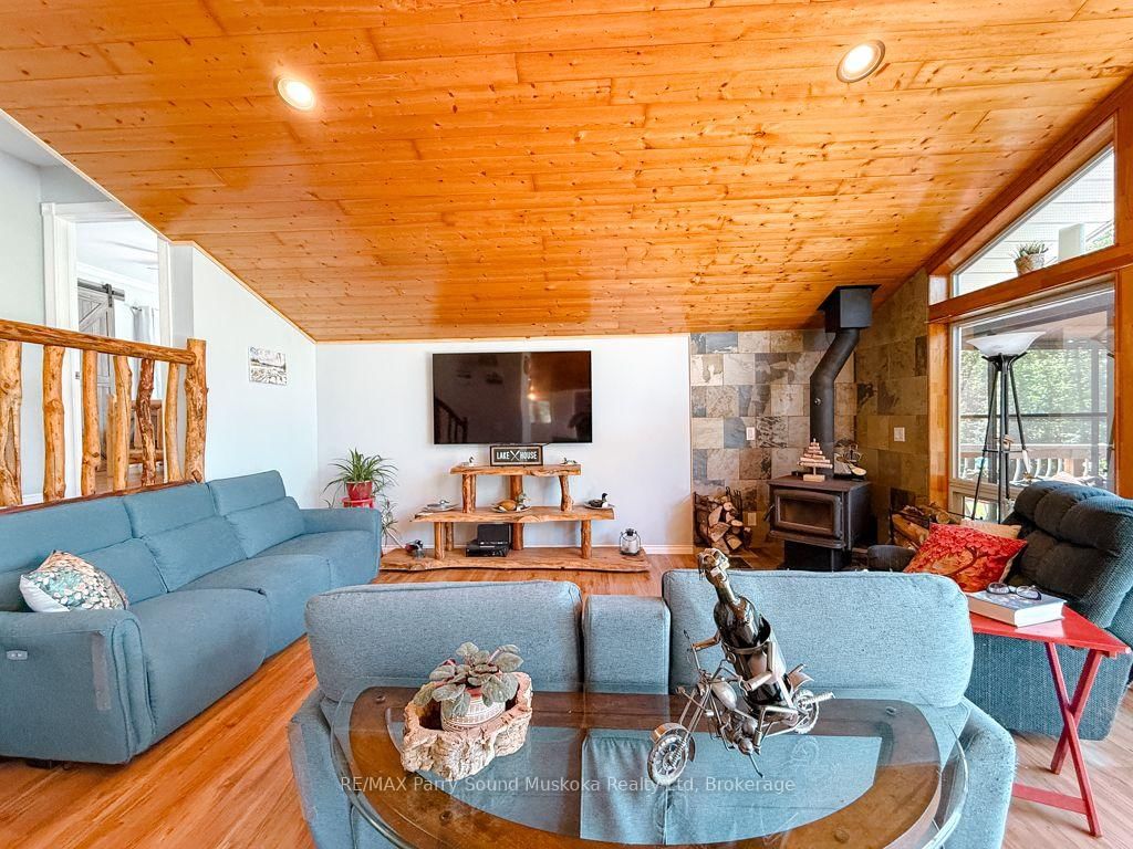 4031 Highway 520 Highway • Magnetawan, ON photo 13