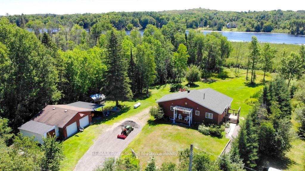4031 Highway 520 Highway • Magnetawan, ON photo 29