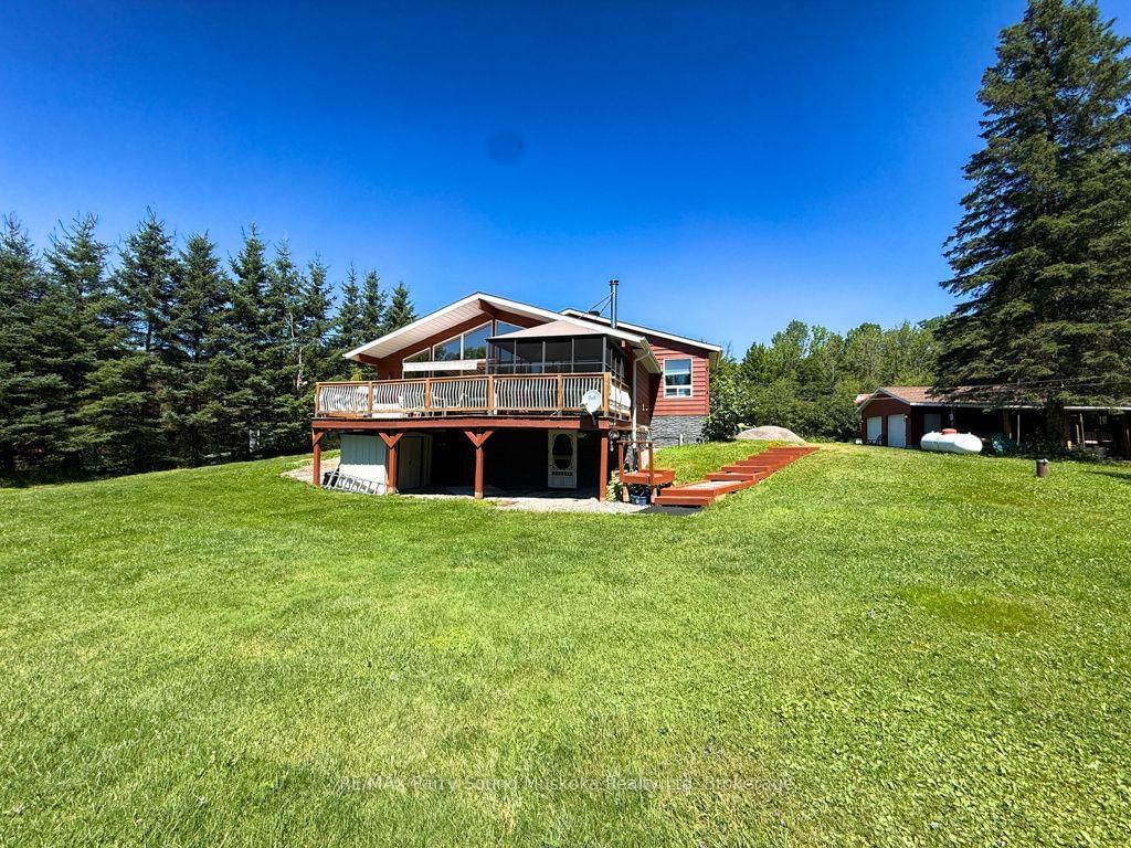 4031 Highway 520 Highway • Magnetawan, ON photo 34