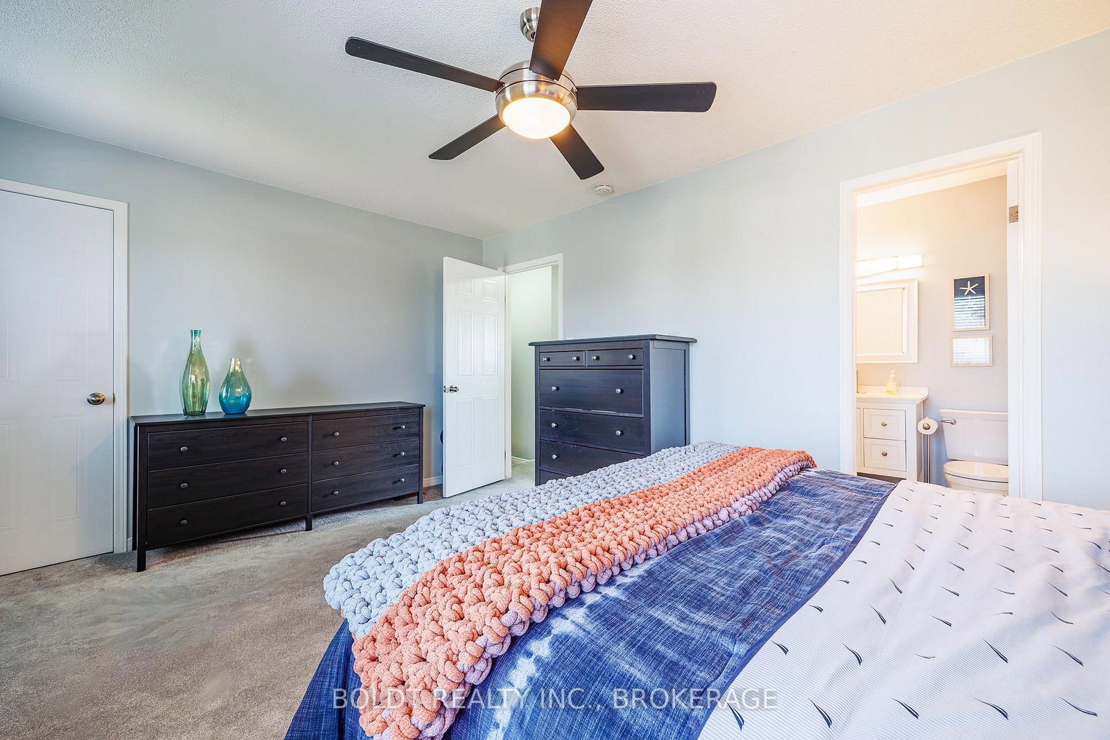 86 Devine Crescent • Thorold, ON photo 12