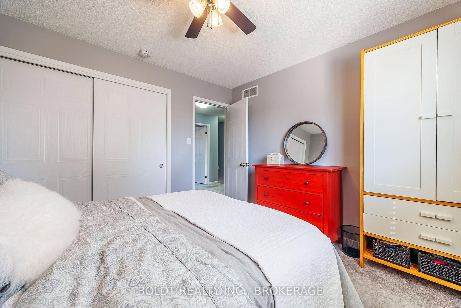 86 Devine Crescent • Thorold, ON photo 14