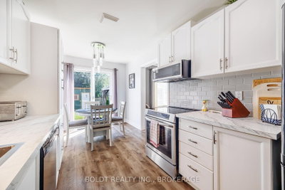 86 Devine Crescent • Thorold, ON photo 5
