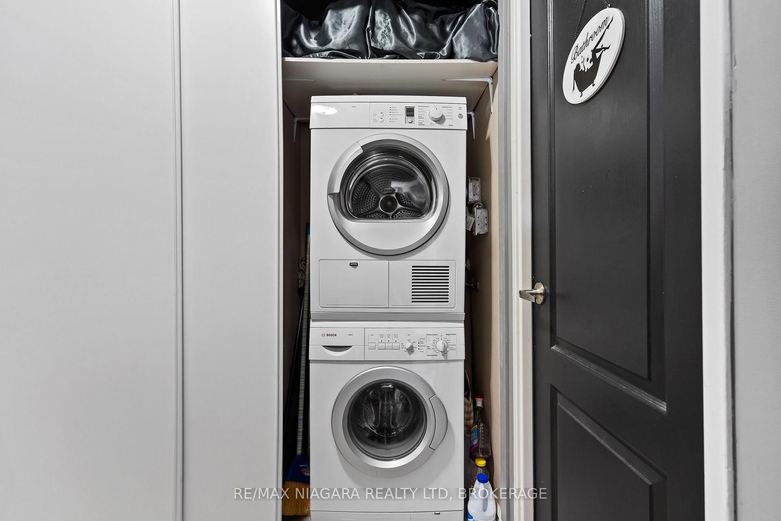 6390 Huggins Street • #205 • Niagara Falls, ON photo 15