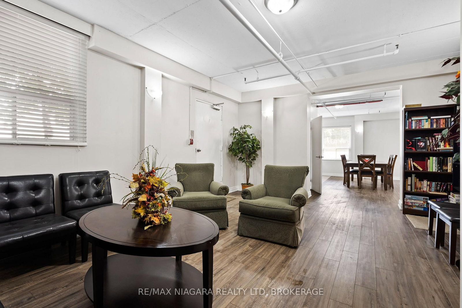 6390 Huggins Street • #205 • Niagara Falls, ON photo 17