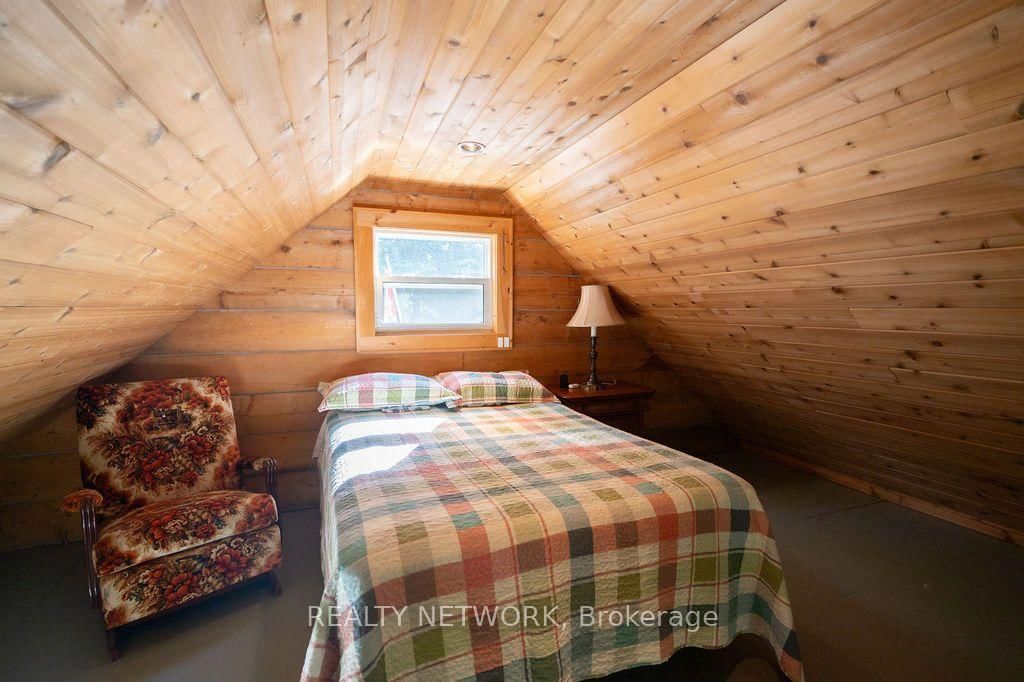 1123 Blue Lake Road • Lake of Bays, ON photo 14