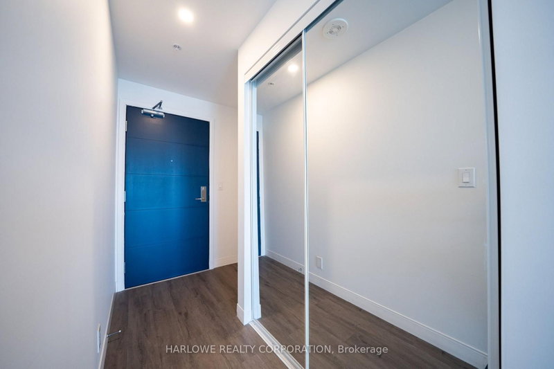 2910 A - 22 Hughson Street