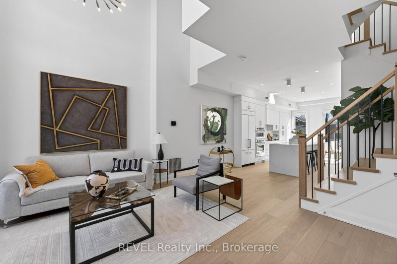 10 - 1397 York Road
