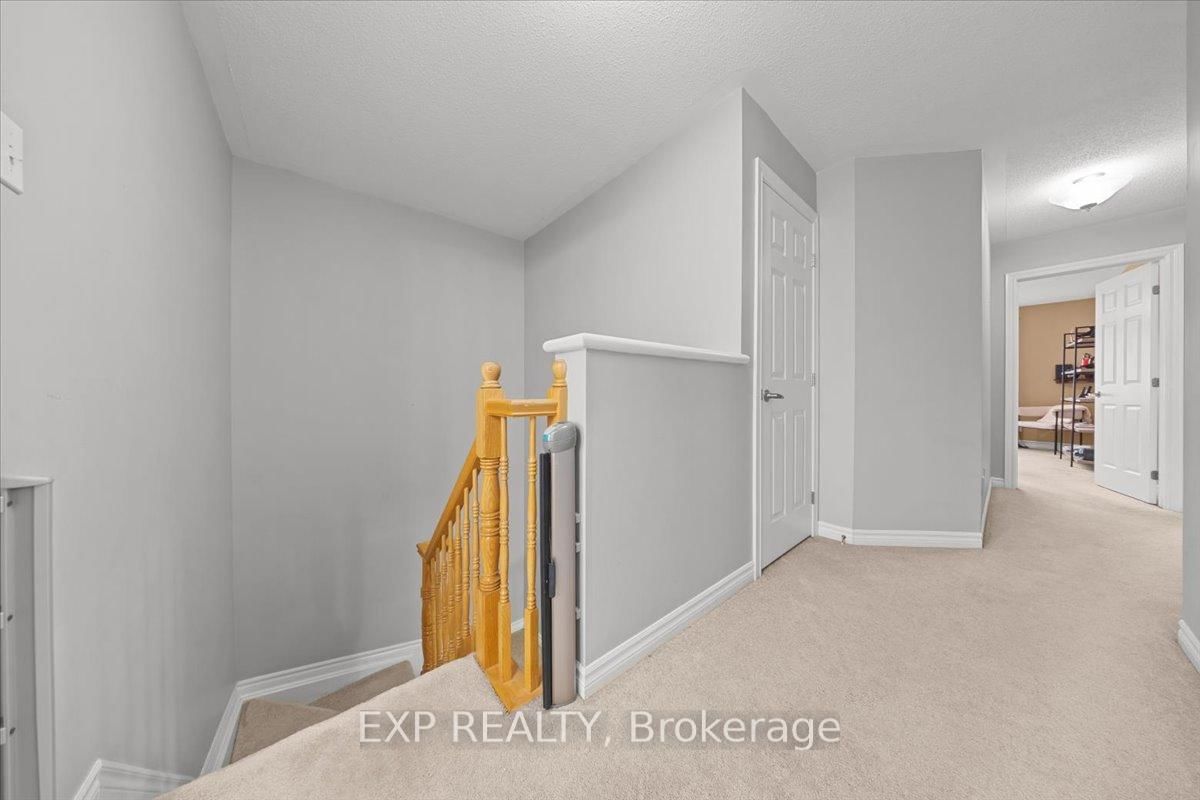 104 Harmattan Avenue • Ottawa, ON photo 19