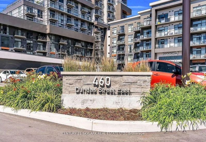 701 - 460 Dundas Street E