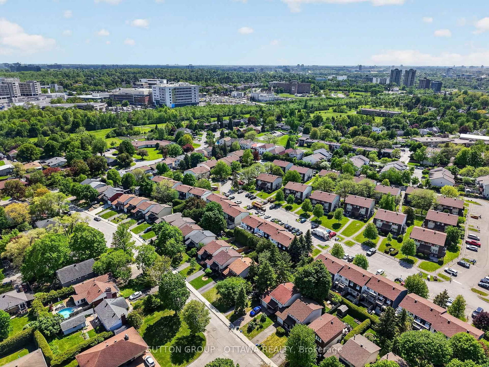 55 PIXLEY • Ottawa, ON photo 26