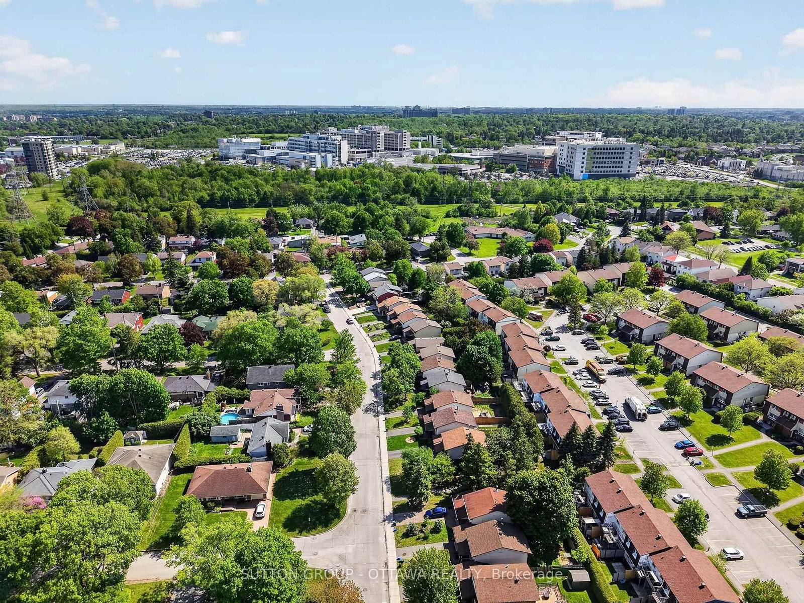55 PIXLEY • Ottawa, ON photo 28
