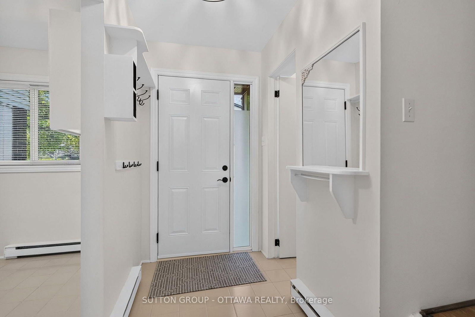 55 PIXLEY • Ottawa, ON photo 3